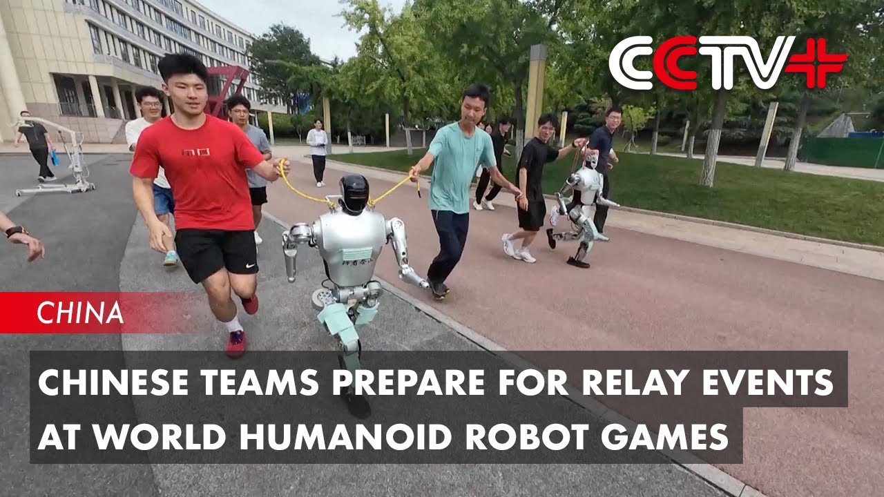 Chinese Teams Prepare for Relay Events at World Humanoid Robot Games