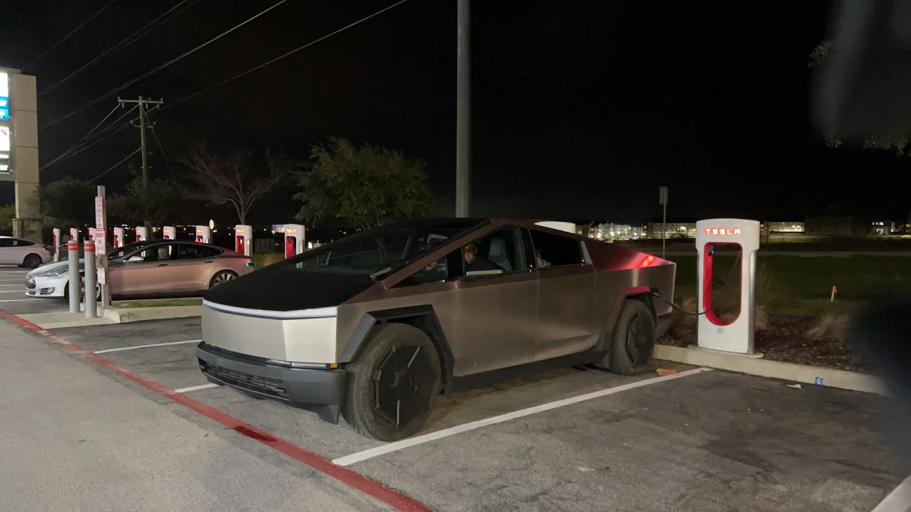 (Livestream) Tesla Cybertruck Highway Range Test