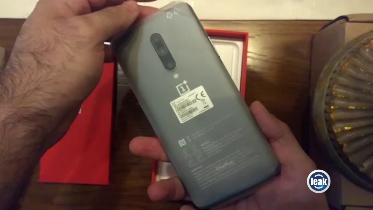 Unboxing OnePlus 7 Pro
