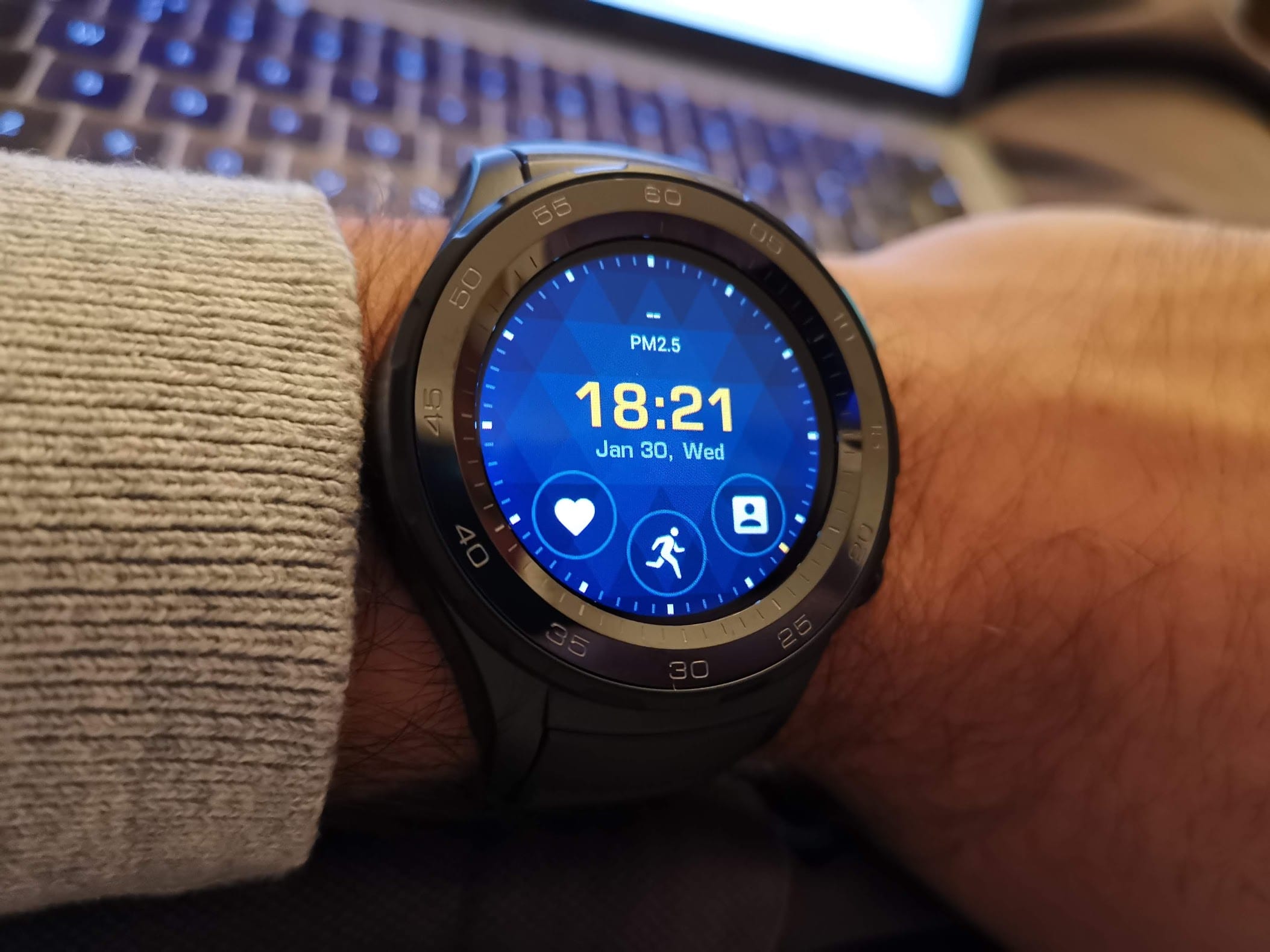 huawei prepara novos smartphones mate mini e mate smart