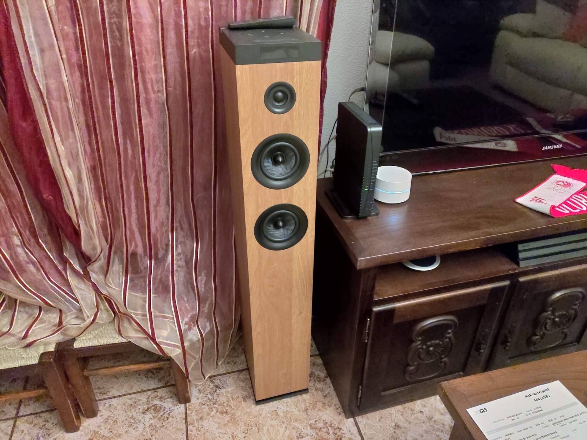 energy tower 8 g2: uma experiência de som de topo, a baixo preço