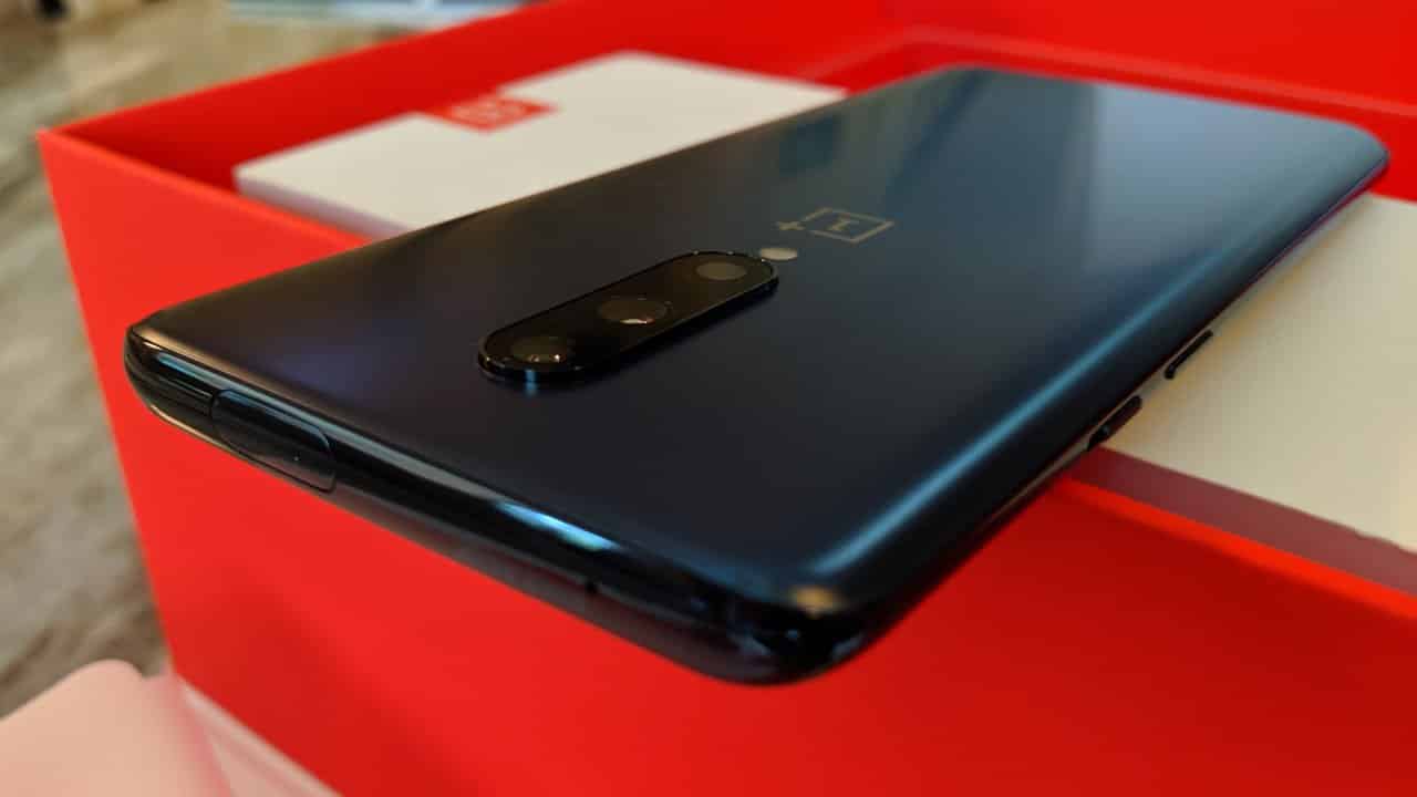 هل لديك هاتف ذكي OnePlus؟ قم بتثبيت هذا التحديث الآن!