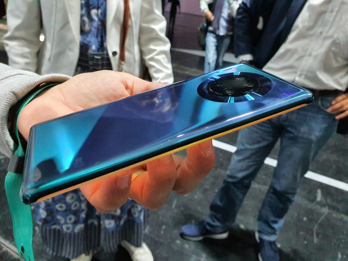 vs Mate 30 Pro