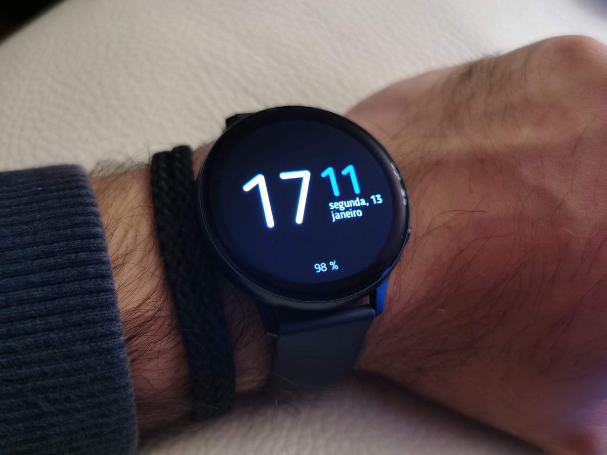 Galaxy Watch Active 2 se destaca com funções fitness e de saúde