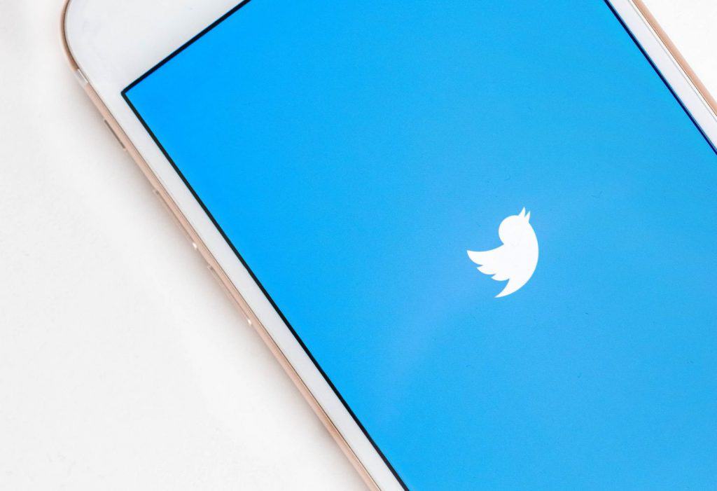 تلقي الإخطارات من Twitter من خلال الرسائل؟ لم يعد ممكنا!