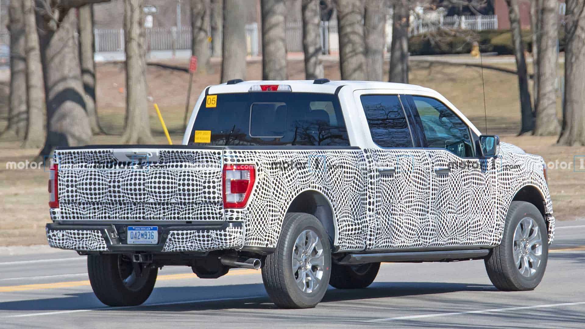 2021-ford-f-150-spy-shot (1)