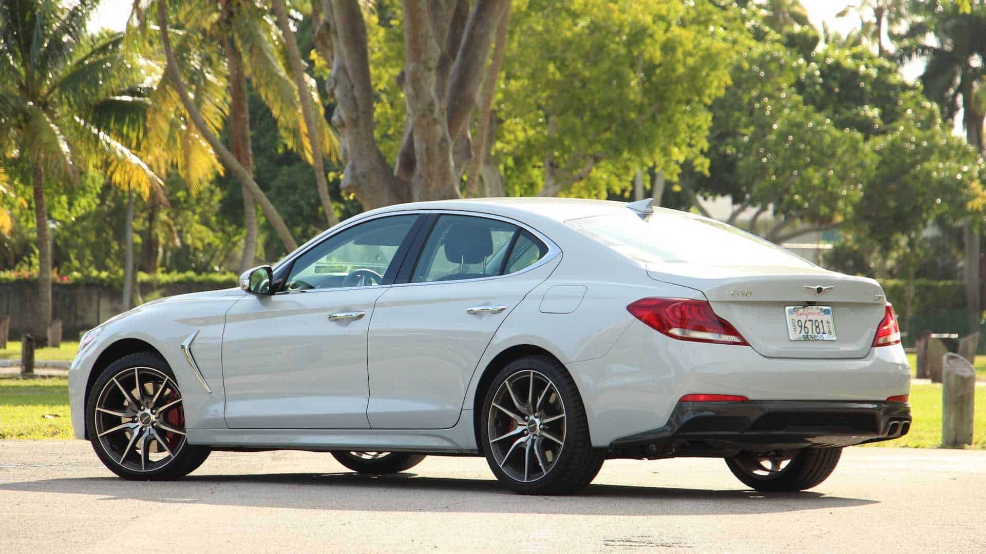 Genesis G70