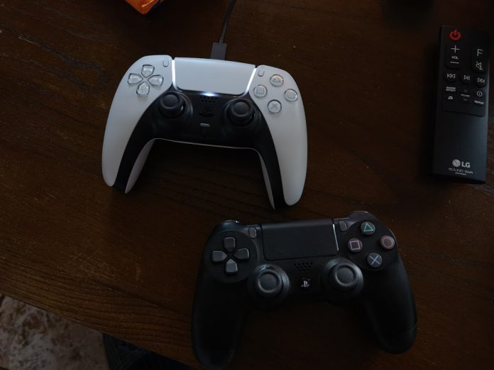 PS5, PS4