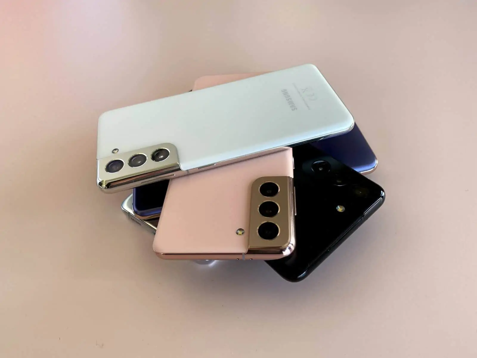 Galaxy S20 vs S21