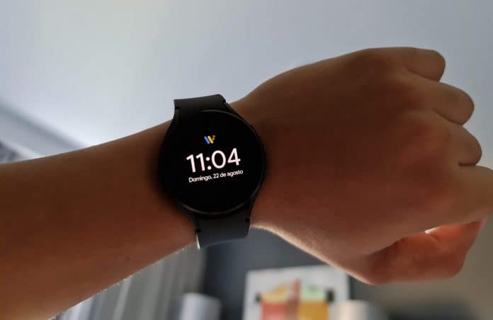 tem um smartwatch da Samsung