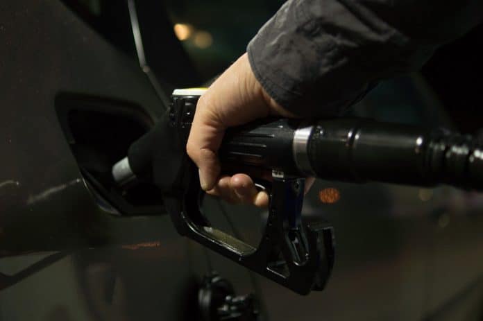 fumos do gasóleo, Biodiesel, combustíveis, açúcar no depósito da gasolina