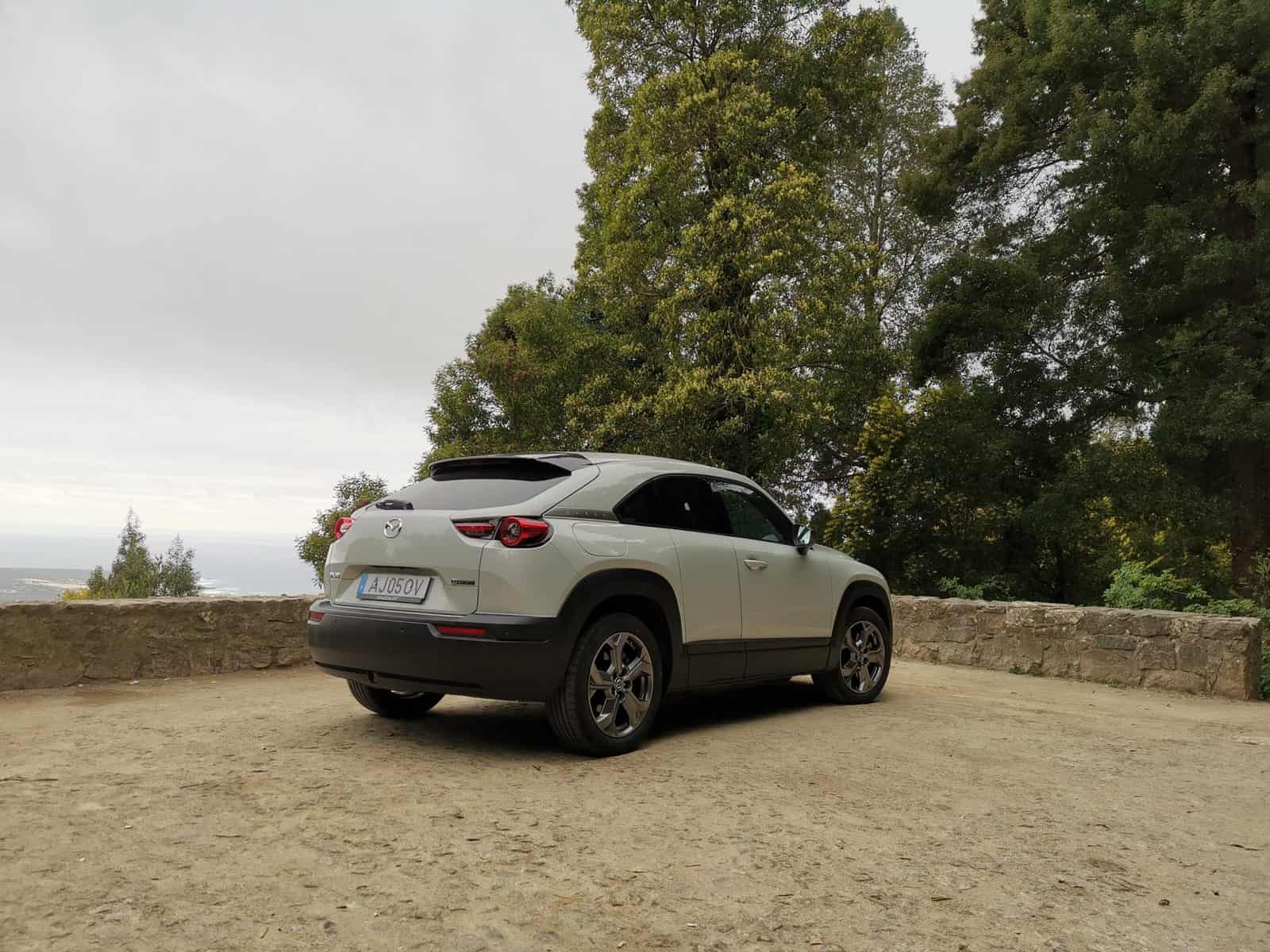 Mazda MX-30 e-Skyactiv – SUV 100% elétrico diferente da concorrência!