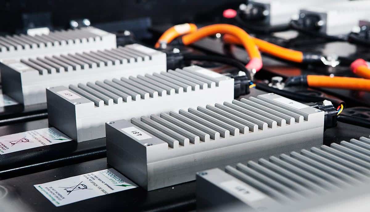 Carros elétricos salvaram casas no apagão: o poder do V2L!