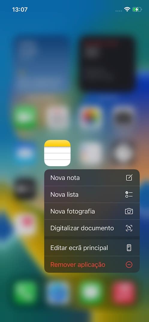 hide apps on iphone