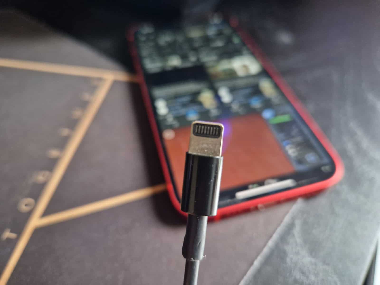 iPhone: é por estas razões que o cabo lightning não dura!