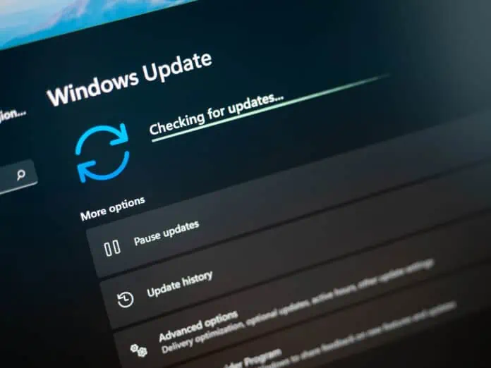 upgrade grátis para o Windows 12, menu de definições rápidas do Windows 11, mudar para o Windows 11, atualização do Windows 11 ecrãs, reparar computador a reiniciar