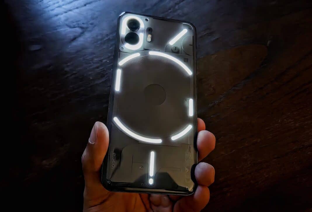 Phone (2), Nothing