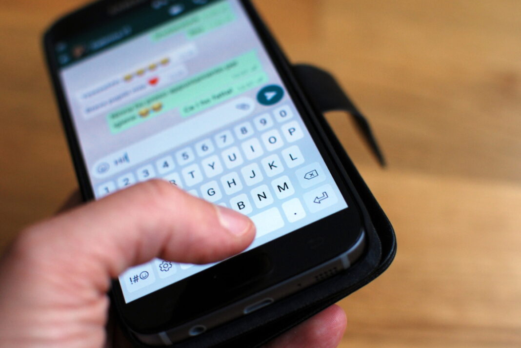 WhatsApp conversas secretas, WhatsApp duas atualizações, função do WhatsApp, esconder conversas trancadas no WhatsApp, Canais do WhatsApp, melhorar a qualidade do áudio no WhatsApp, novidades do WhatsApp, partilhar imagens em alta resolução no WhatsApp, WhatsApp conversas com números desconhecidos, continuar a utilizar o WhatsApp
