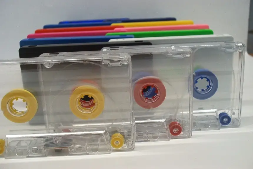 buy cassettes in Portugal