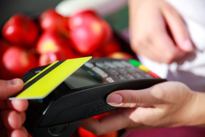 Débito ou crédito: o erro no multibanco que pode sair-te muito caro