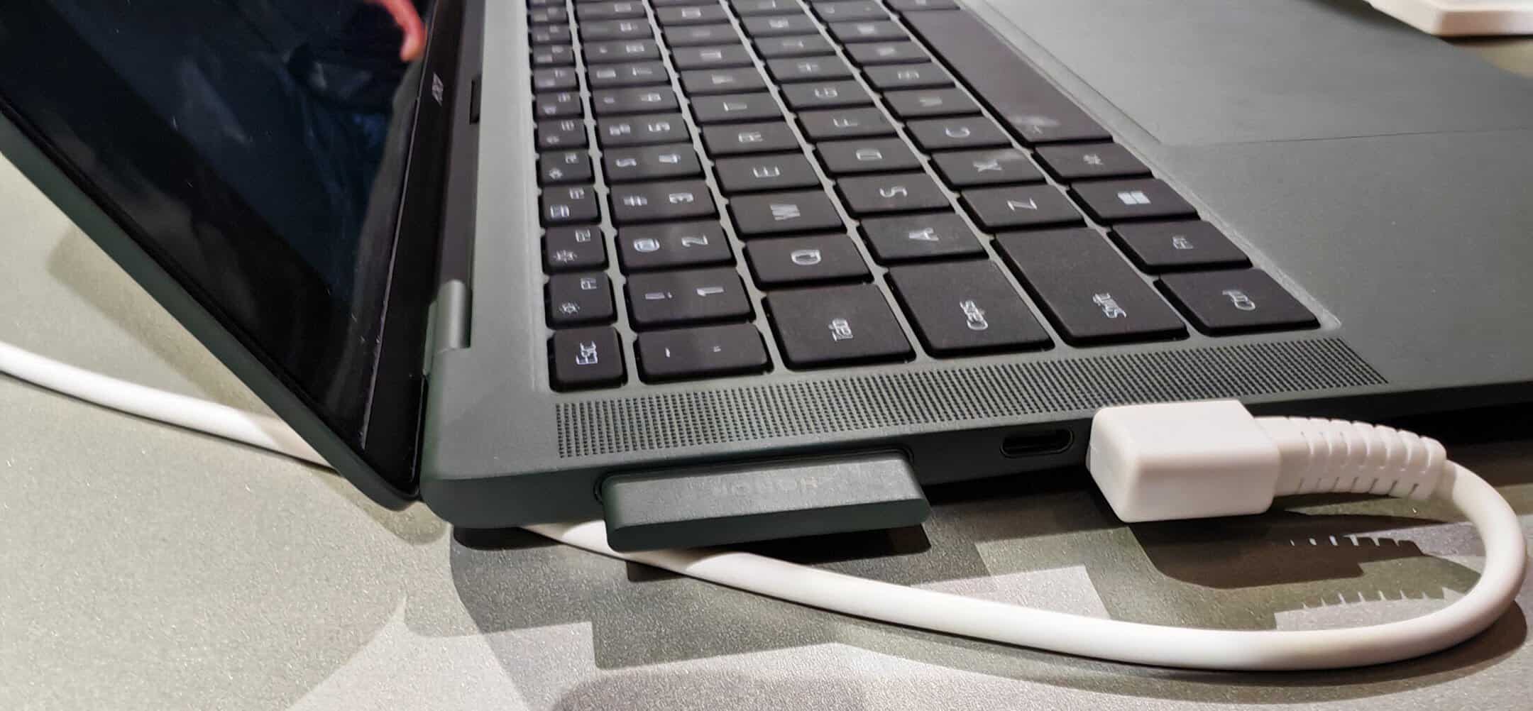 portátil com webcam removível? já existe! portátil com webcam removível? já existe!