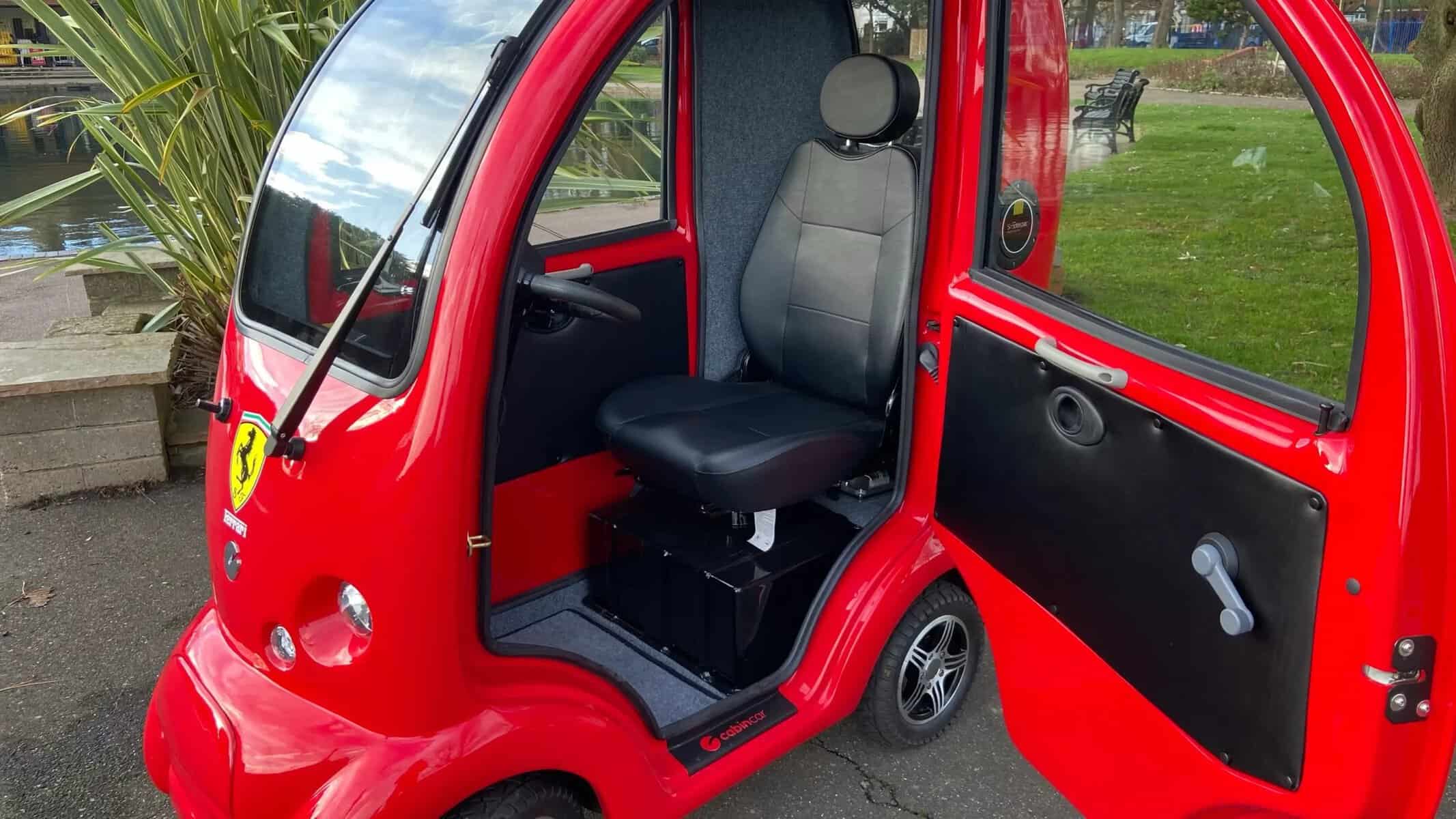 esta empresa vende um ciclomotor da ferrari! mas será mesmo? esta empresa vende um ciclomotor da ferrari! mas será mesmo?
