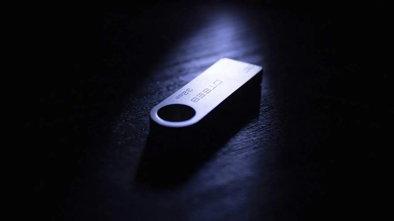 A Pen Drive que utiliza está a aquecer muito? É normal?