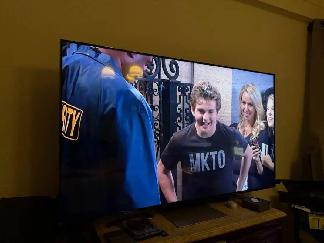 brilho que deve ter a sua Smart TV, (mini-review) lg tv qned mini-led 65'': oled para quê?