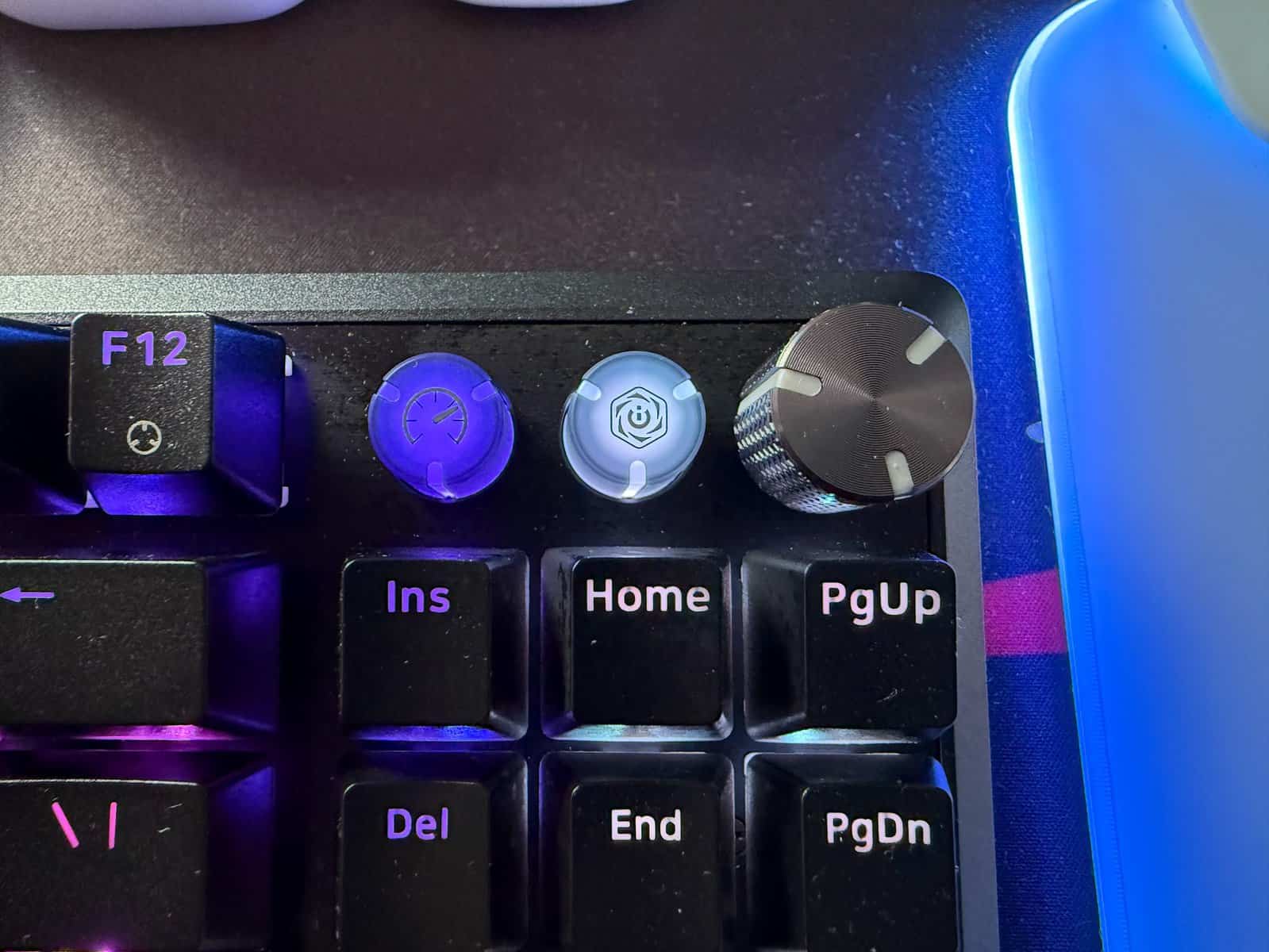 (análise) corsair k70 pro tkl - um teclado moderno! rascunho