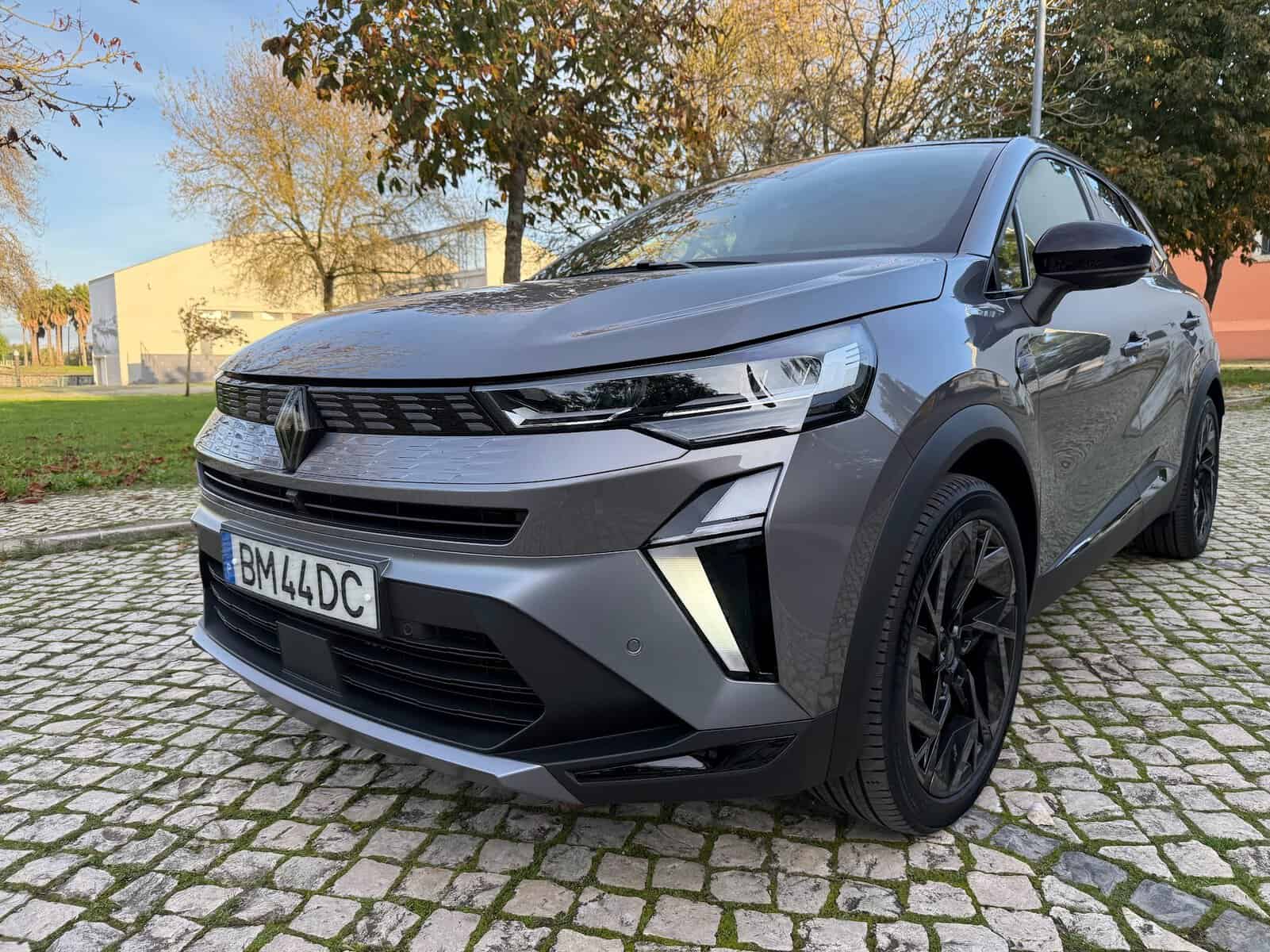 (ensaio) renault symbioz: que carro é este?