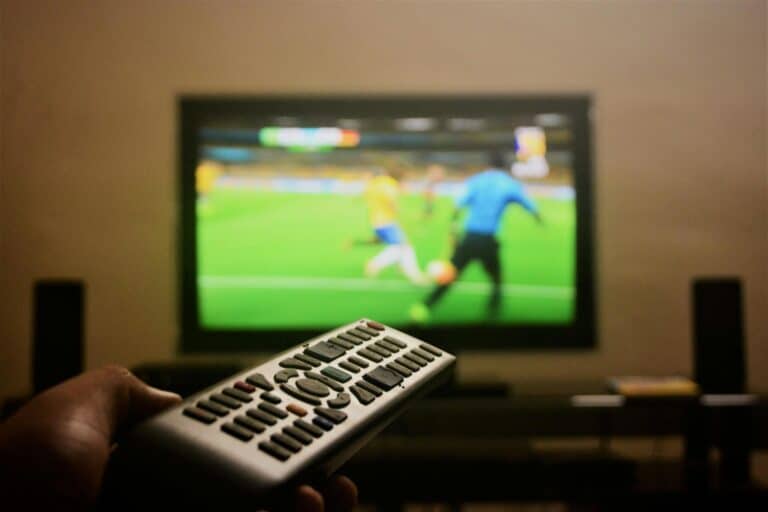IPTV: ver futebol online de forma ilegal pode dar prisão? Esta é a verdade!, IPTV ilegal jogos, iptv: nos dias em que dá futebol pode haver bloqueios à internet