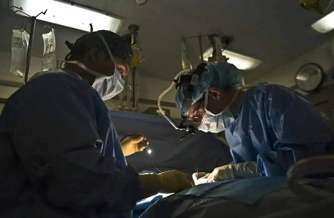 atenção: é mais perigoso fazer uma cirurgia neste dia da semana!