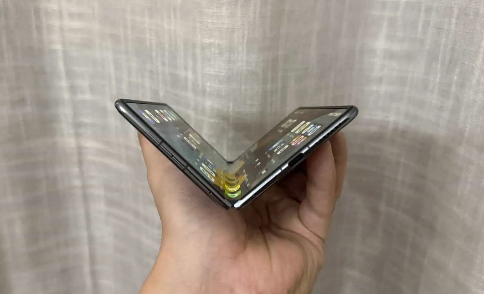 huawei mate x6 (review): é um dobrável incrível que não vai comprar