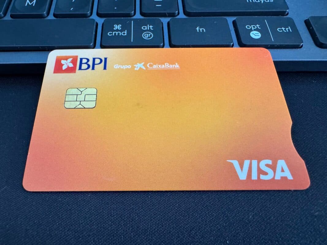 O fim do Cartão Multibanco? É isto que vai substituir o plástico, Cartões virtuais são seguros? Só se fizeres isto antes da compra!