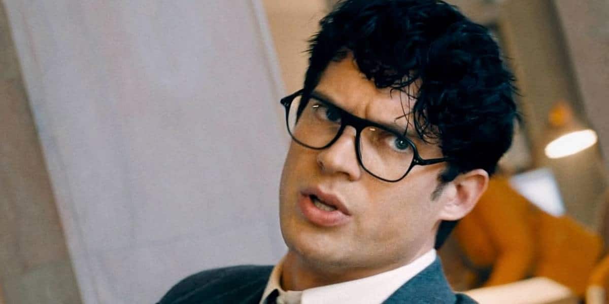O mistério dos Óculos de Clark Kent? Vai ser explicado!