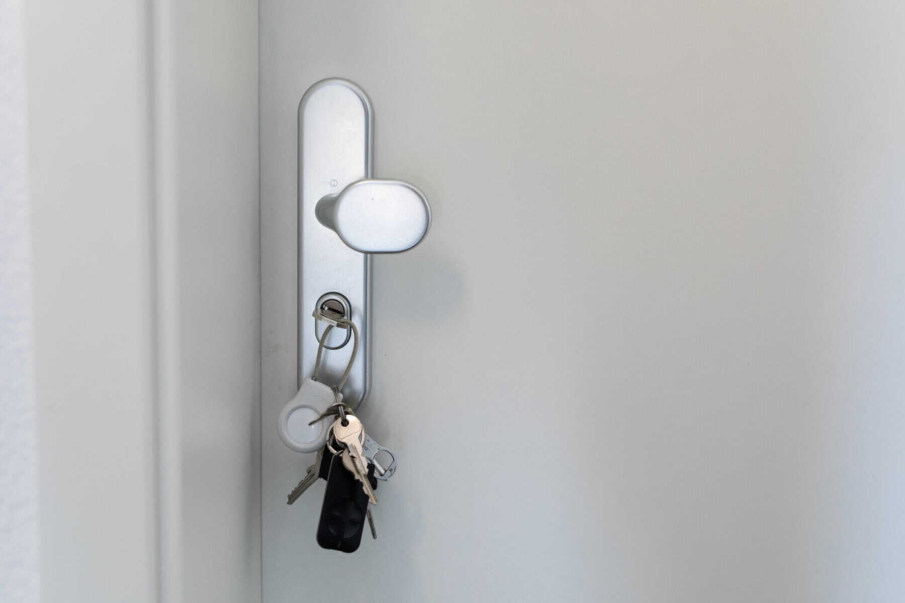 deixar as chaves na porta