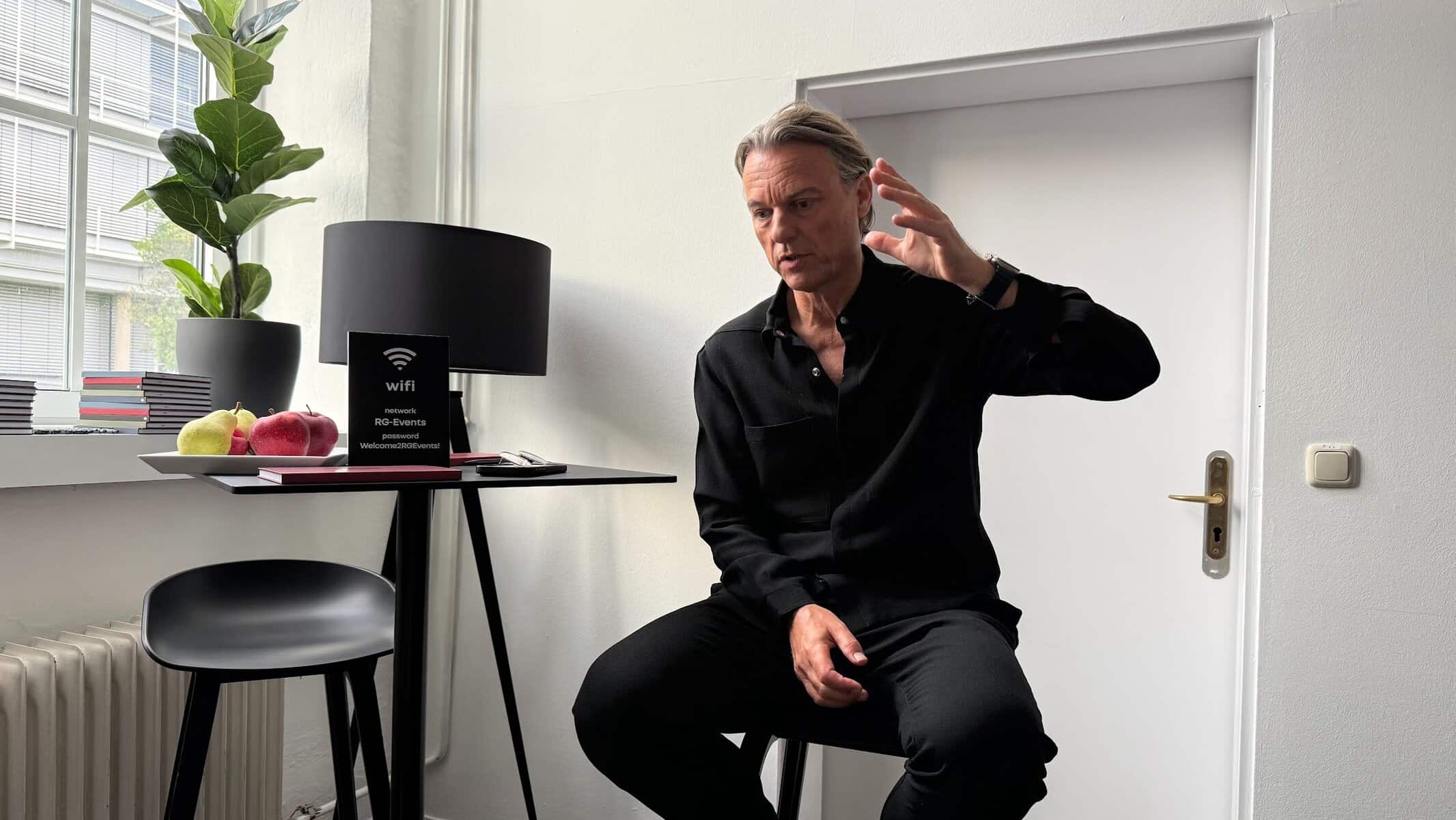 Laurens Van den Acker, Clio