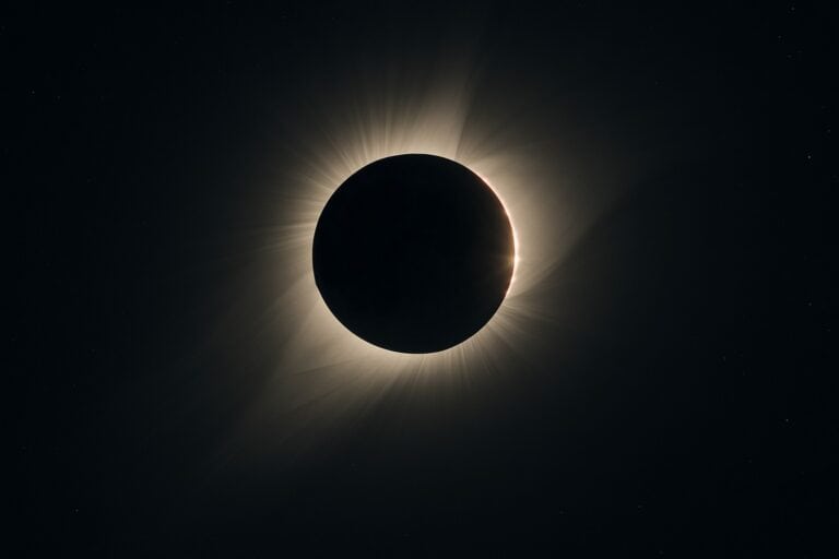 Portugal vai mergulhar na escuridão: o maior eclipse solar do século