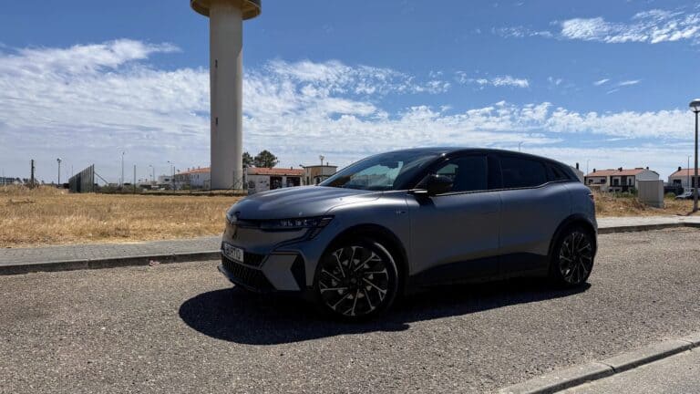 Renault Megane E-Tech: O carro que ficou esquecido?
