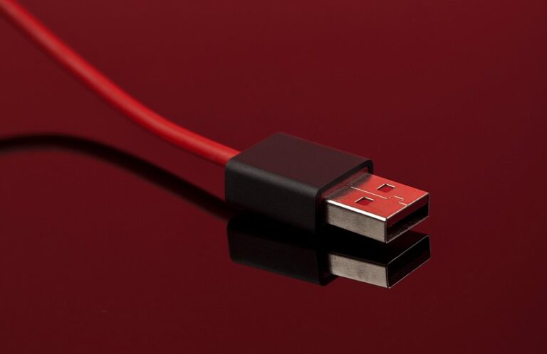 A confusão USB? Porta vermelha: o que significa afinal?