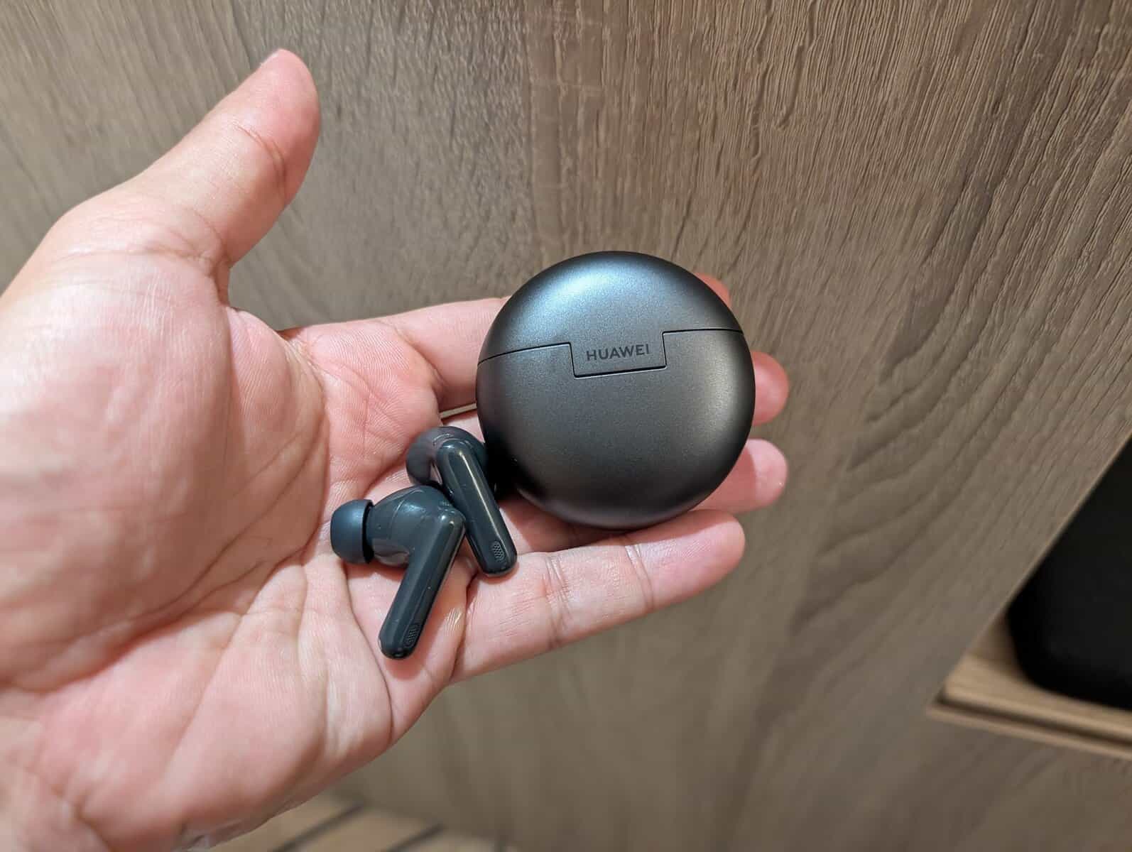 Huawei FreeBuds 7i: Os melhores earbuds até 100€. Sem dúvidas