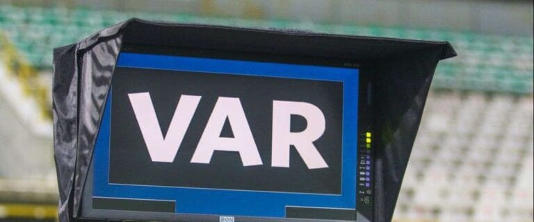 VAR, Fora-de-jogo