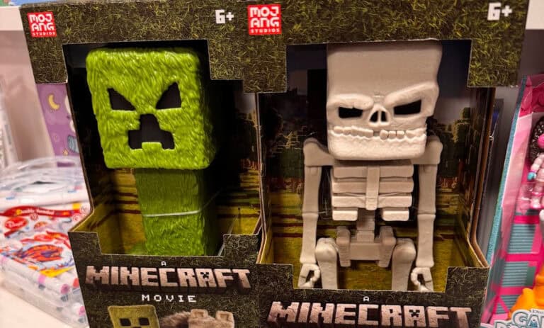 Não olhes muito tempo para estes bonecos Minecraft na SoTiny