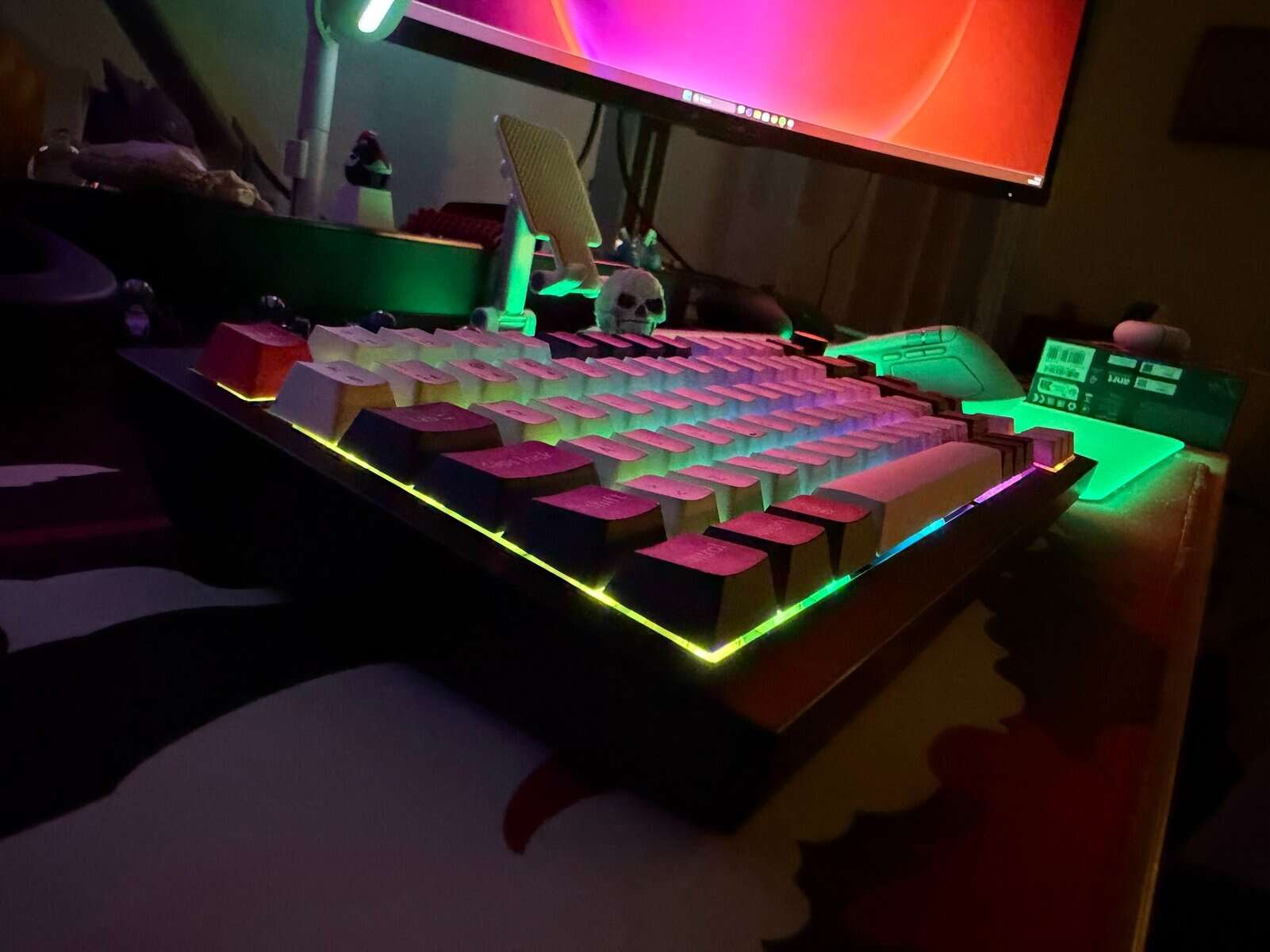 Keychron Q1 – Que teclado incrível. Parece saído do TikTok