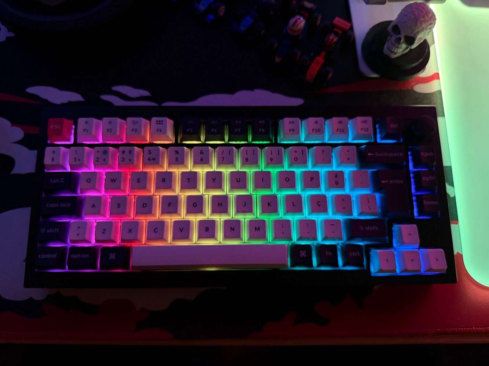 Keychron Q1 – Que teclado incrível. Parece saído do TikTok