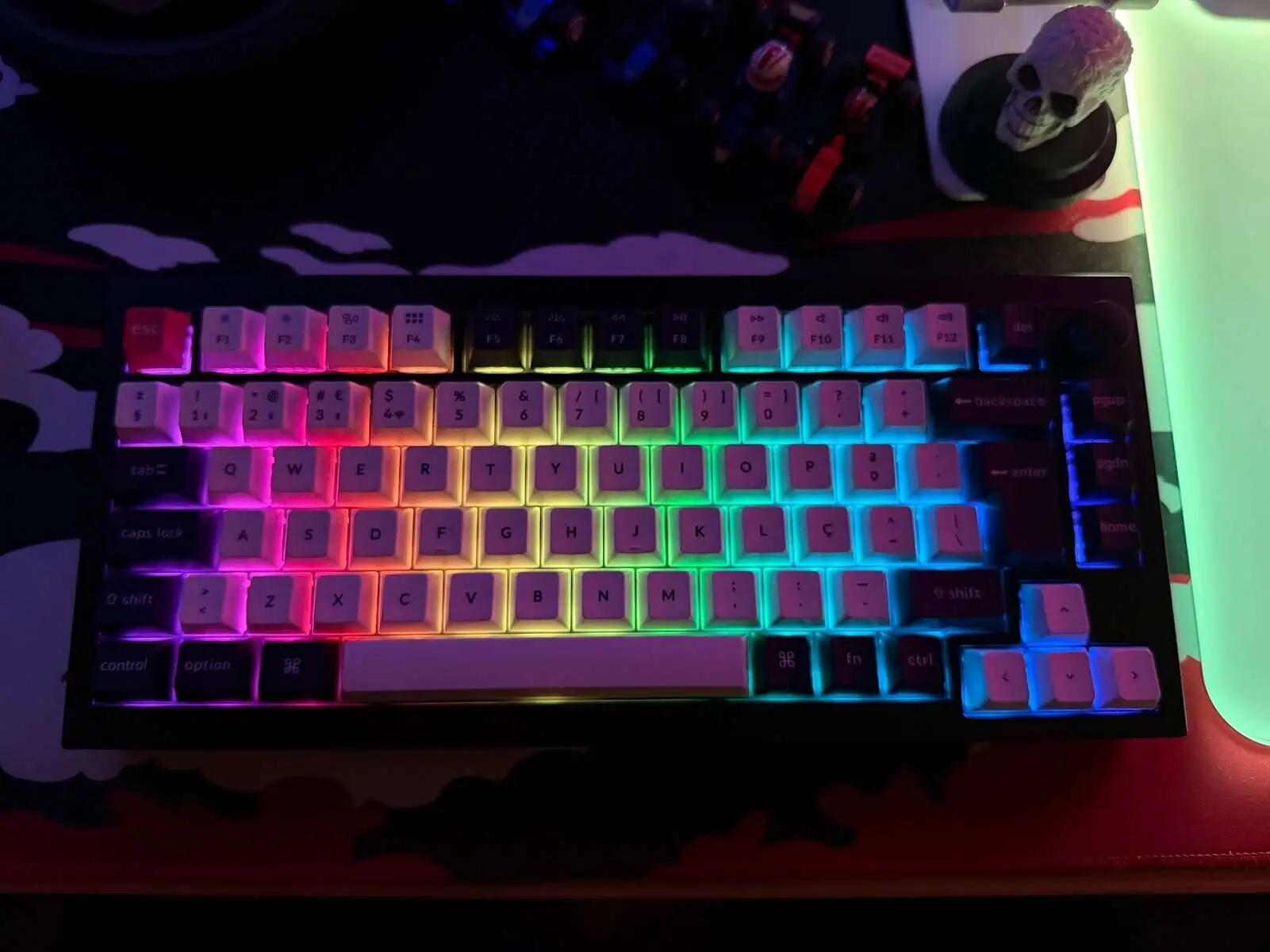 Keychron Q1 – Que teclado incrível. Parece saído do TikTok