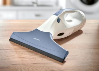 Limpeza de janelas com aspirador de vidro do Lidl - preço acessível e eficiente.