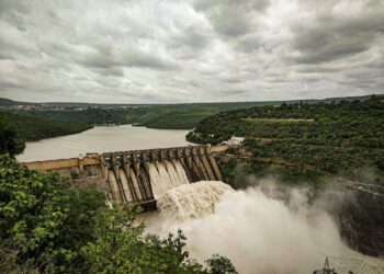 Chuva a potes e barragens cheias não baixam a conta da luz! Sabes porquê?