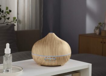 Difusor de aromas no Aldi com design elegante e tecnologia avançada para bem-estar e relaxamento.