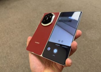 Huawei Mate X7: smartphone dobrável com design elegante e funcionalidade avançada.